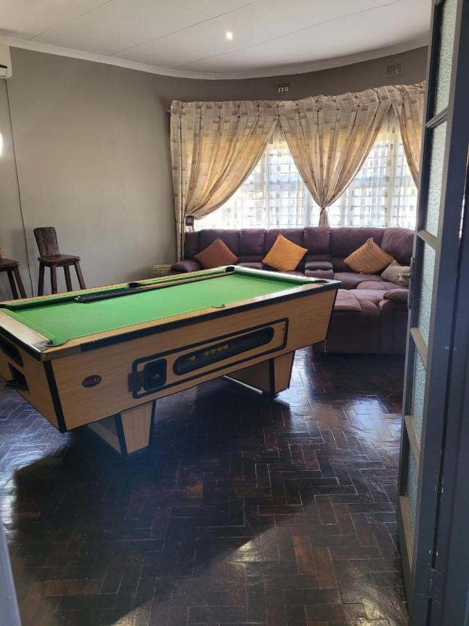 Palm Guesthouse Zeerust Eksteriør billede